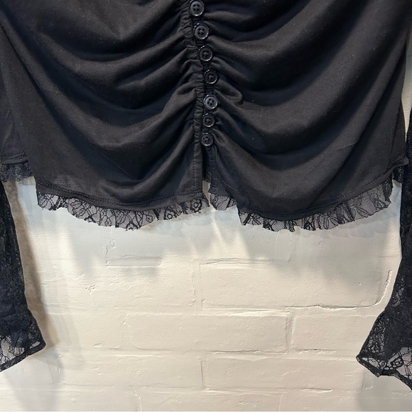 UO Kimchi Blue “Arabella” Black Ruched Lace Button Front Gothic Y2K Blouse XL - Picture 6 of 9